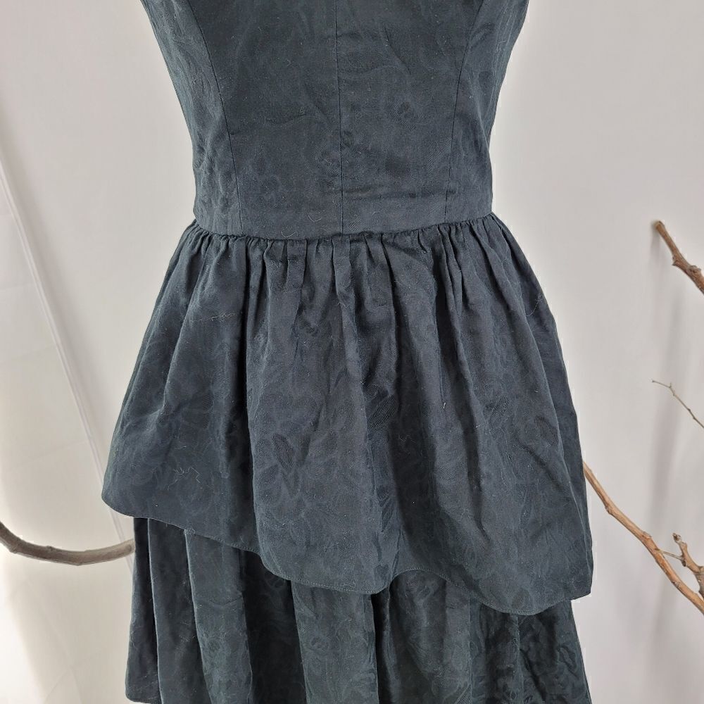 Vintage 80s Helene Sidel black asymmetrical ruffle dress - Picture 4 of 7